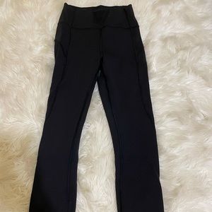 LULULEMON In Movement 7/8 Tight *Everlux 25"